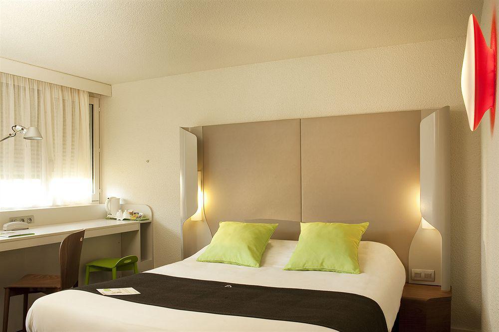 Campanile Nature - Dreux Habitación foto